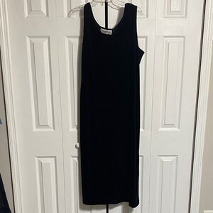 Another Thyme long black sleeveless velvet dress size 20W